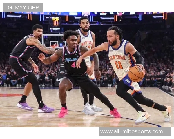 热火客场挑战尼克斯维金斯与戴维恩米切尔均可参赛助力球队