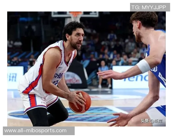 约维奇欧锦赛表现抢眼场均128分4篮板22助攻三项命中率超180俱乐部 约维奇欧锦赛表现抢眼场均128分4篮板22助攻三项命中率超180俱乐部