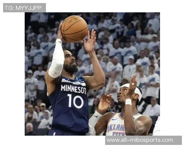 康利首次训练感受森林狼队员团结气氛沉默五秒引发深思